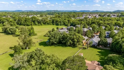 421 Meadowcrest Circle Franklin TN 37064