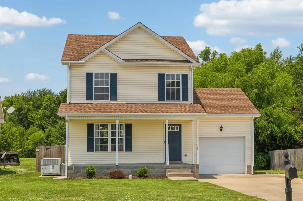 565 Oakmont Drive Clarksville TN 37042