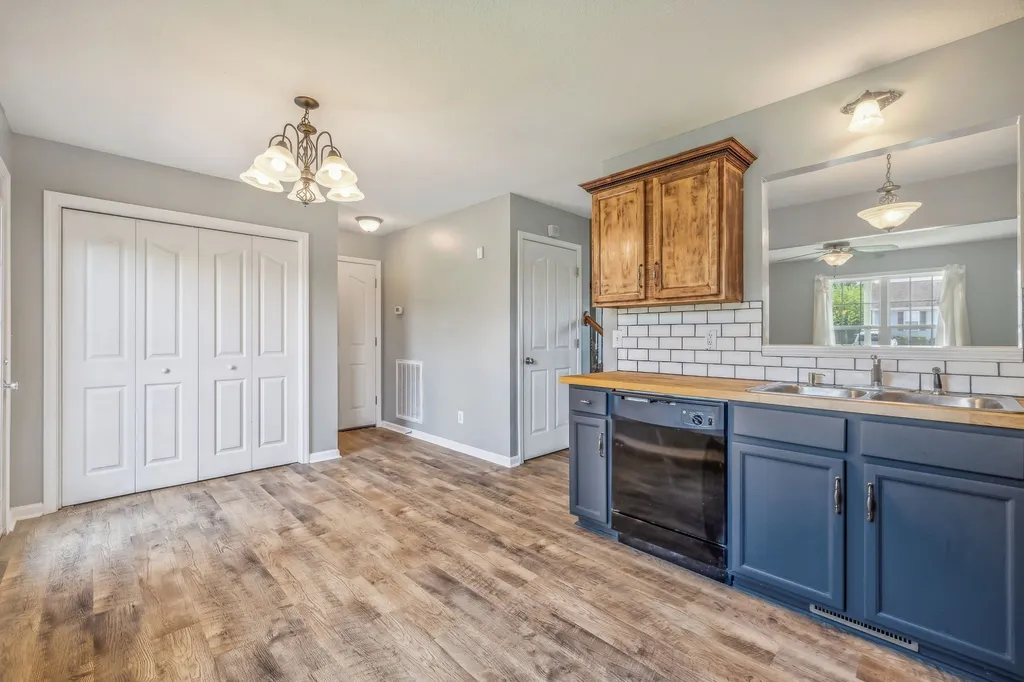565 Oakmont Drive Clarksville TN 37042