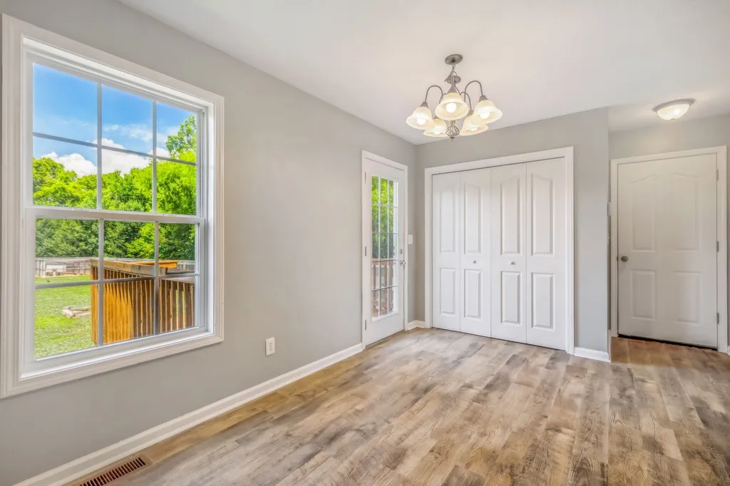 565 Oakmont Drive Clarksville TN 37042