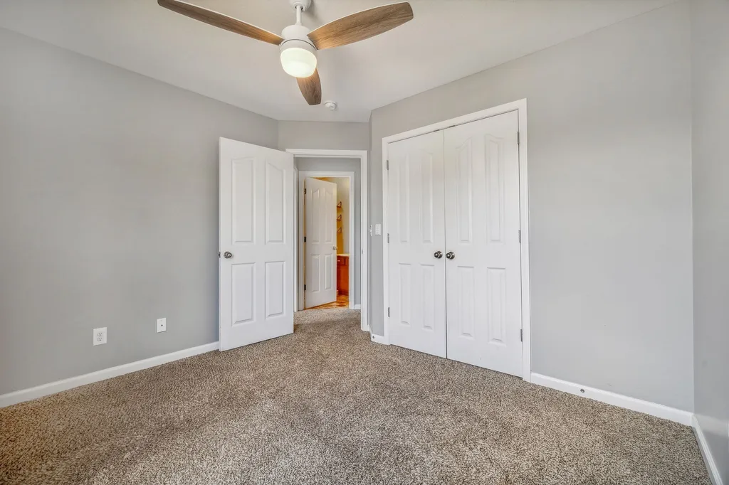 565 Oakmont Drive Clarksville TN 37042