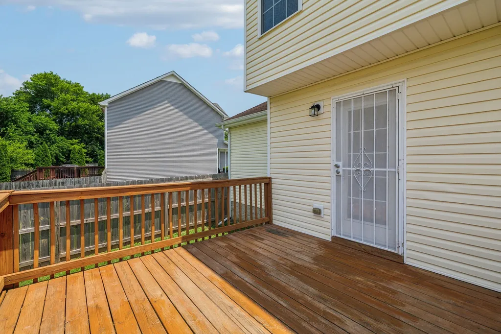 565 Oakmont Drive Clarksville TN 37042
