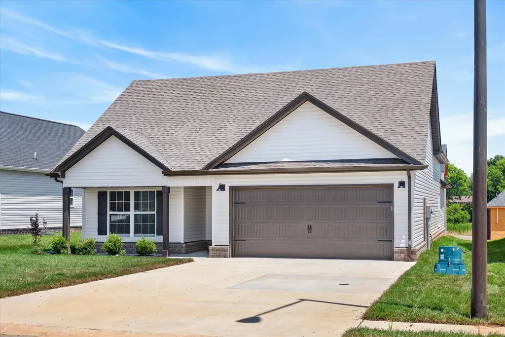 2700 Brewster Drive Clarksville TN 37042
