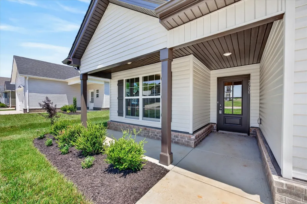 2700 Brewster Drive Clarksville TN 37042
