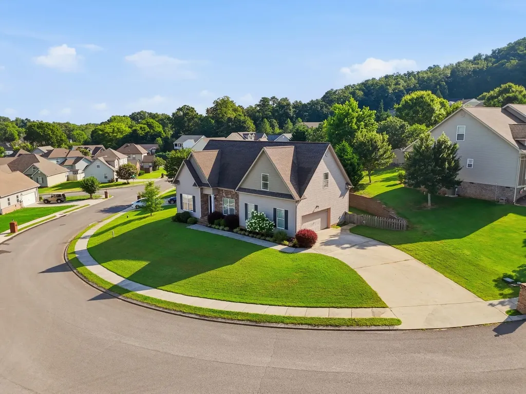 723 Windrush Loop Chattanooga TN 37421