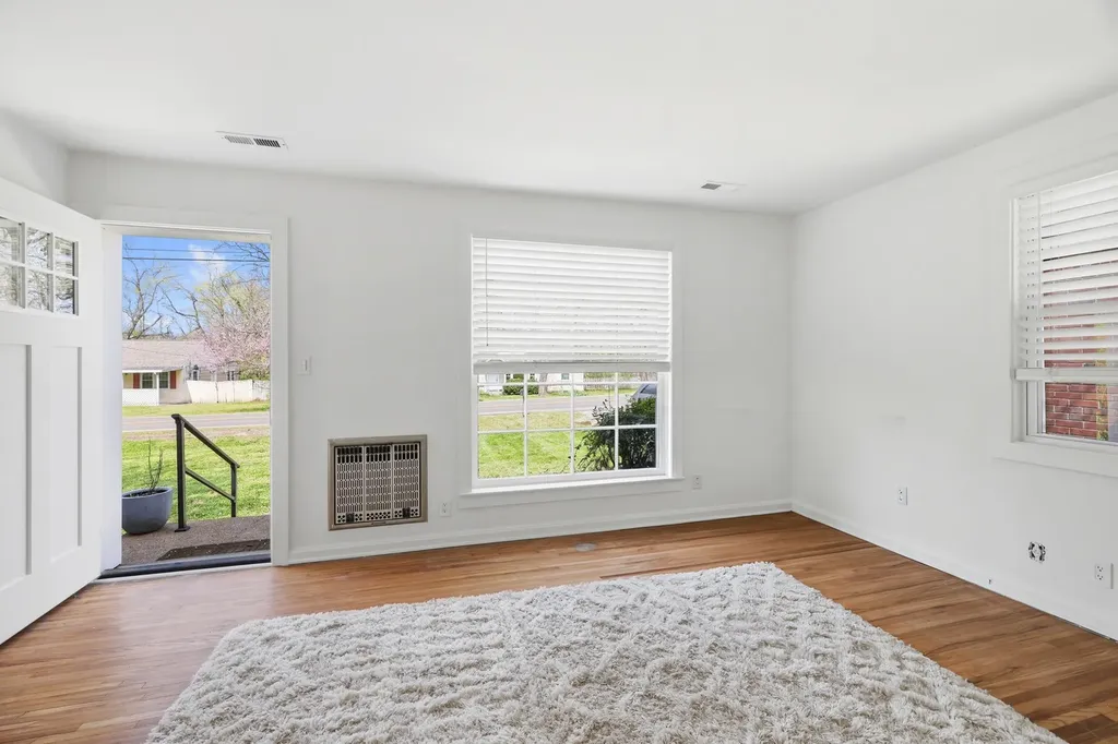 705 Drummond Drive Nashville TN 37211