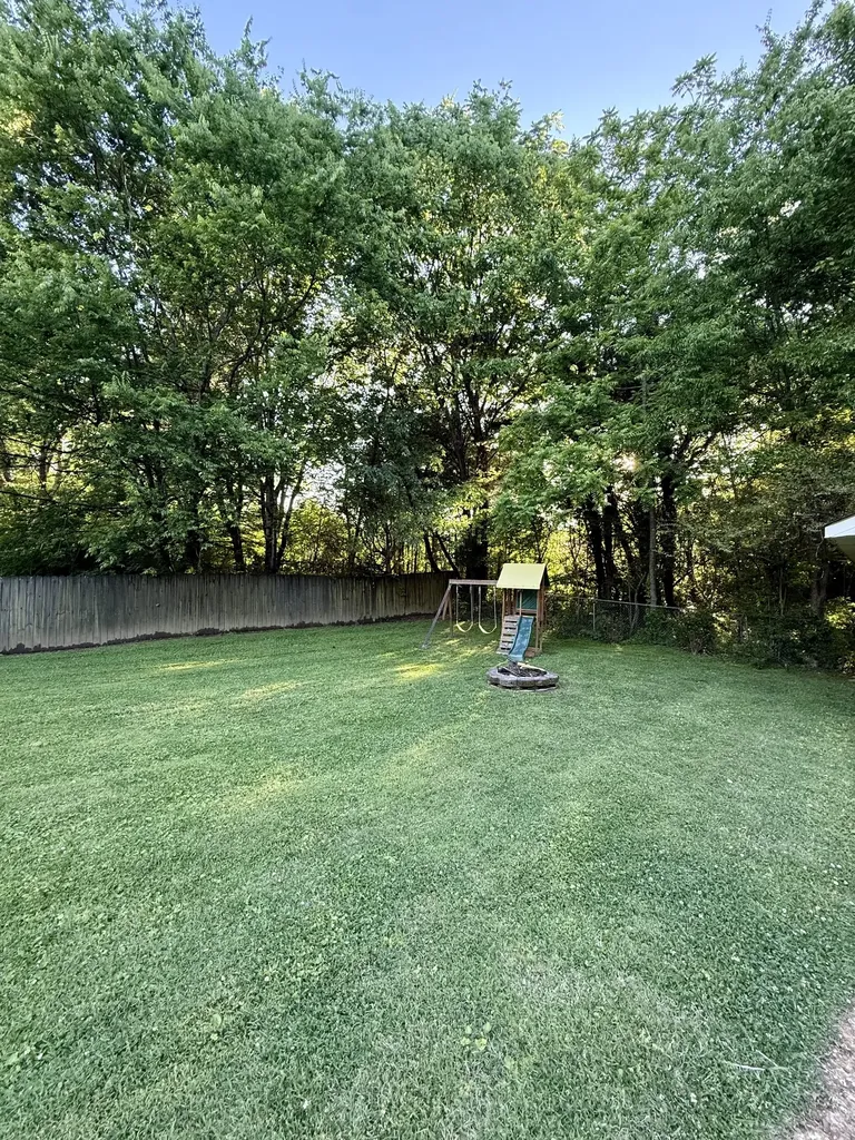1003 Pine Circle Lawrenceburg TN 38464