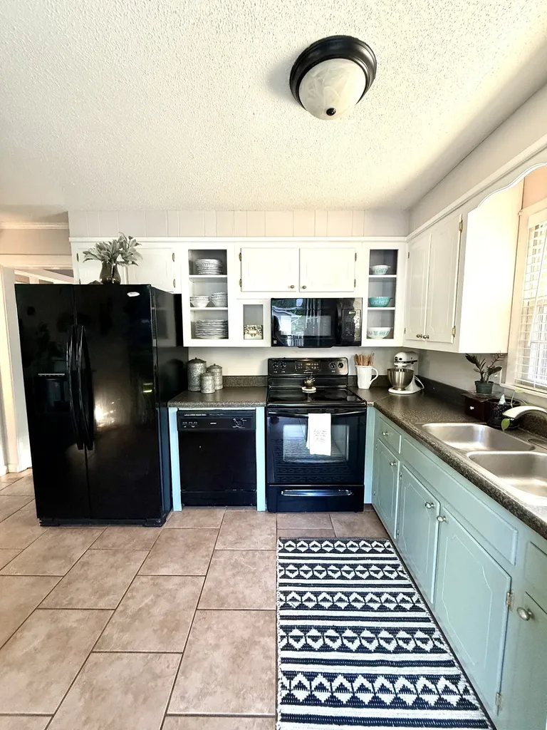 1003 Pine Circle Lawrenceburg TN 38464