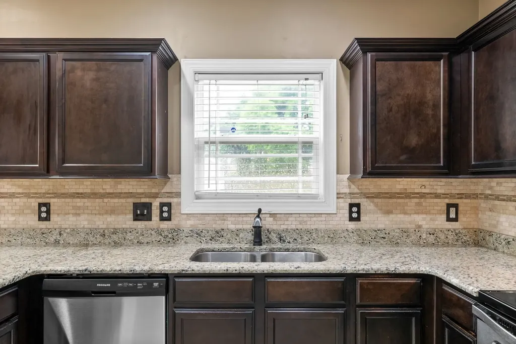 1170 Dygert Court Clarksville TN 37042