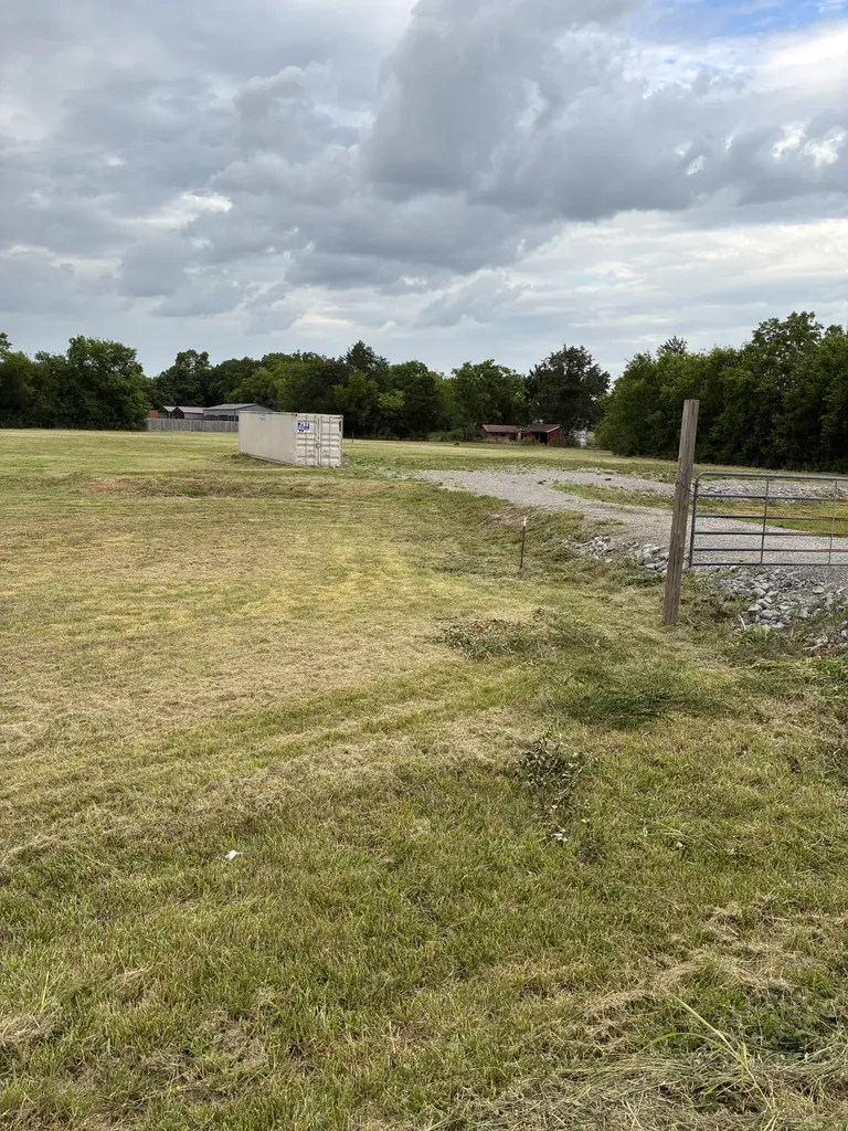 5317 Woodbury Pike Murfreesboro TN 37127