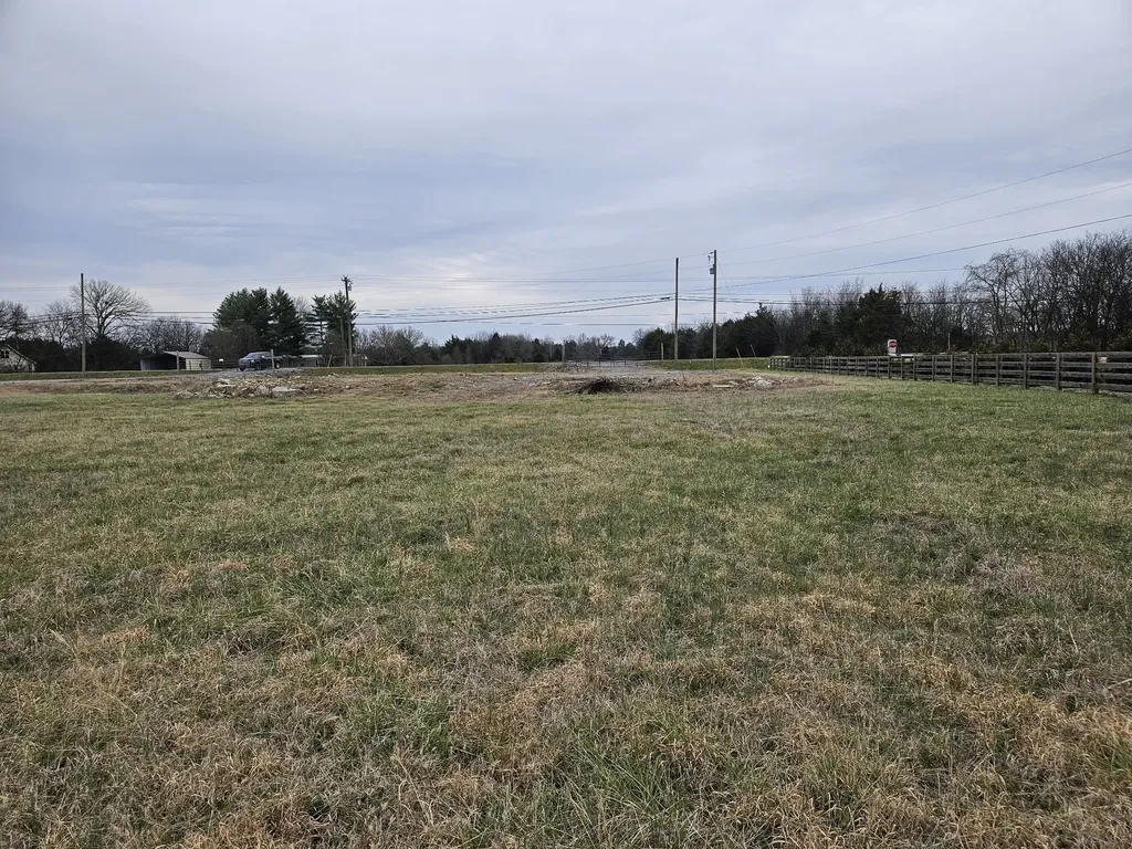 5285 Woodbury Pike Murfreesboro TN 37127