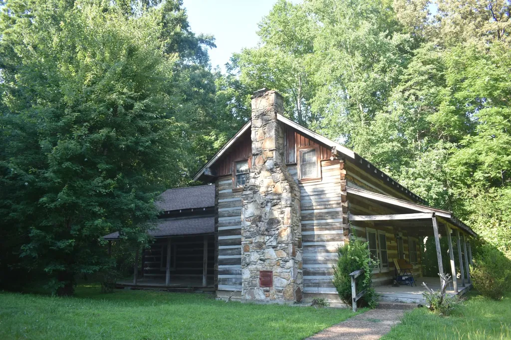 1835 Friendship Lane Cookeville TN 38501