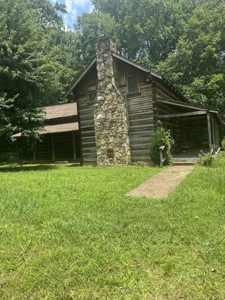 1835 Friendship Lane Cookeville TN 38501