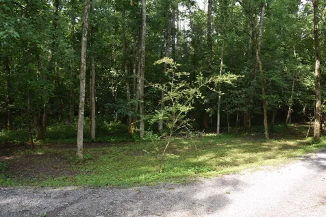 9856 Mullins Cove Road Whitwell TN 37397