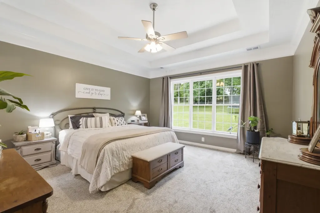 125 N Maple Ridge Lane Goodlettsville TN 37072