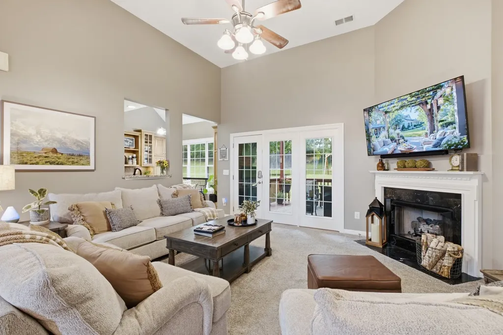 125 N Maple Ridge Lane Goodlettsville TN 37072