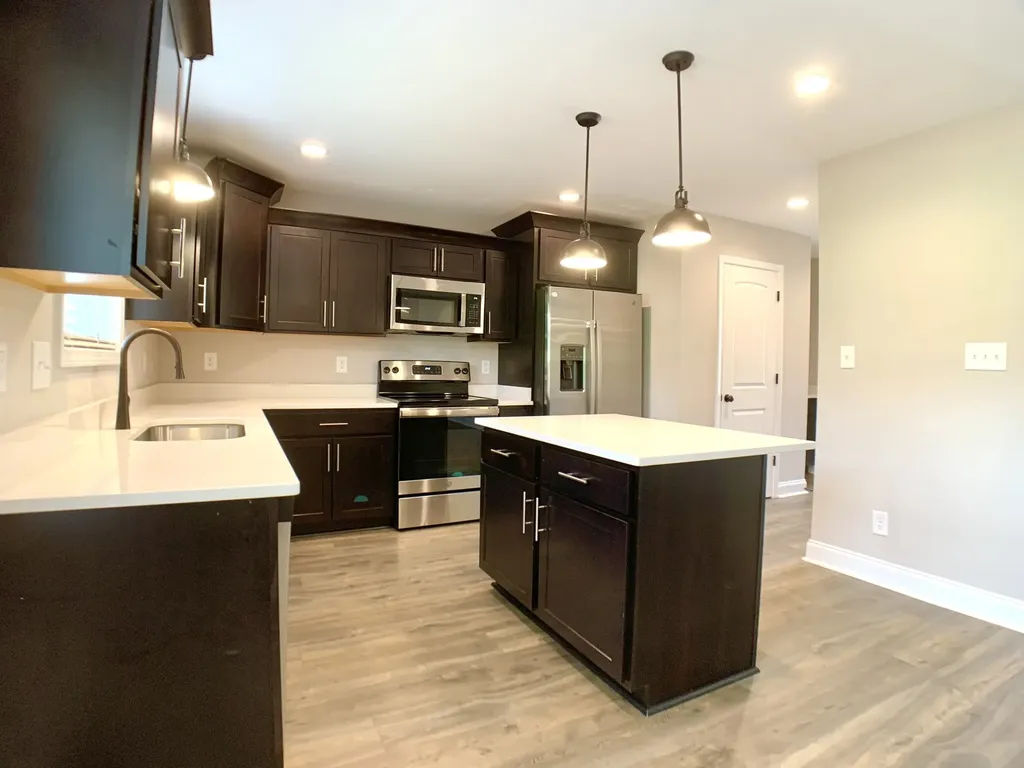 733 Banister Drive Clarksville TN 37042