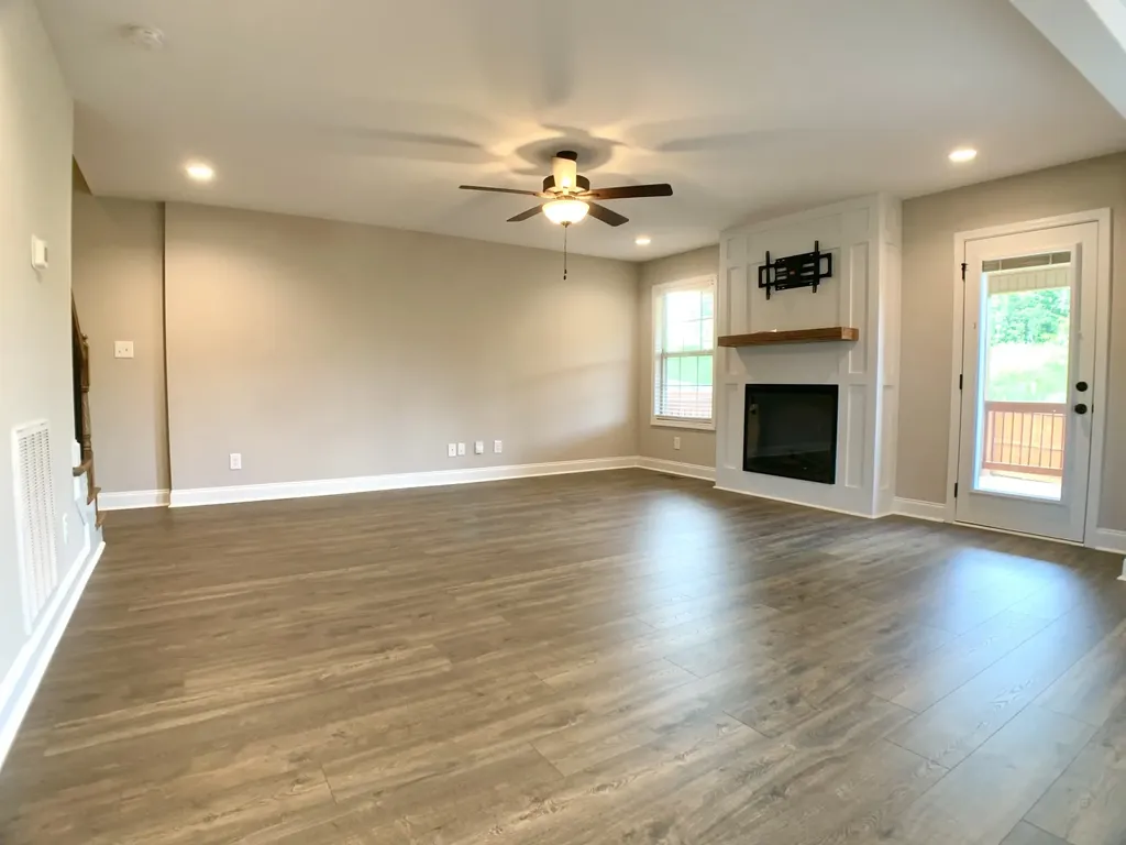 733 Banister Drive Clarksville TN 37042