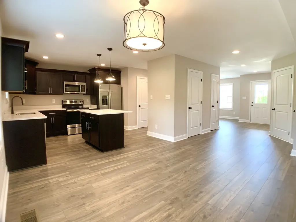 733 Banister Drive Clarksville TN 37042