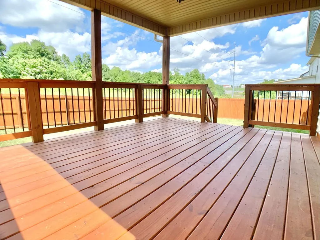 733 Banister Drive Clarksville TN 37042