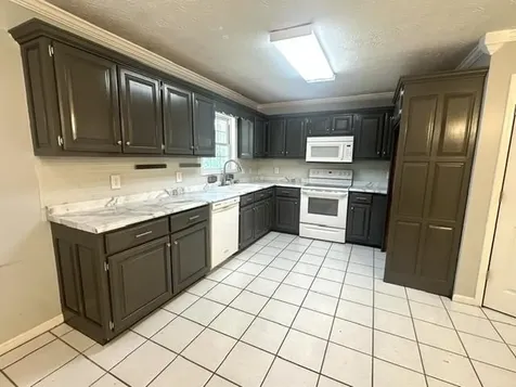 50 Bobbie Ann Drive Savannah TN 38372