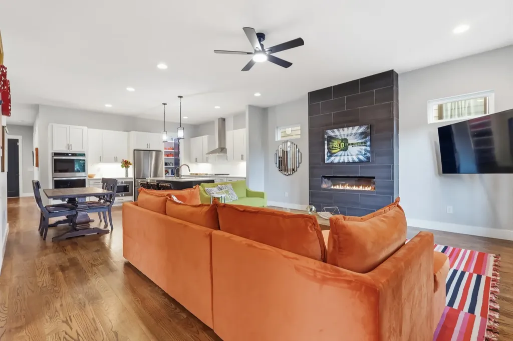 1016 13th Ave, S Nashville TN 37212