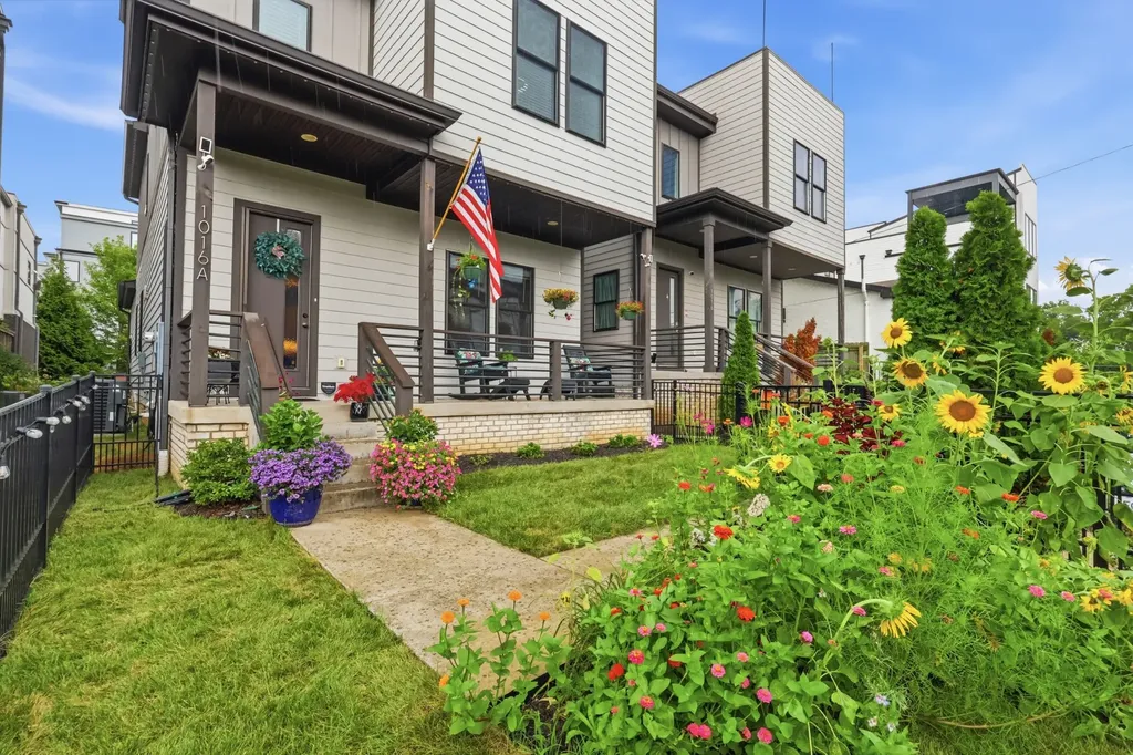 1016 13th Ave, S Nashville TN 37212