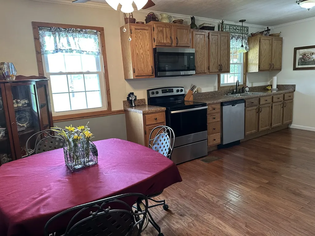 415 Moore Road Cookeville TN 38506