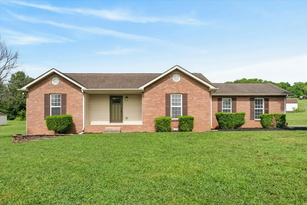 1141 Old Mack Road Clarksville TN 37040