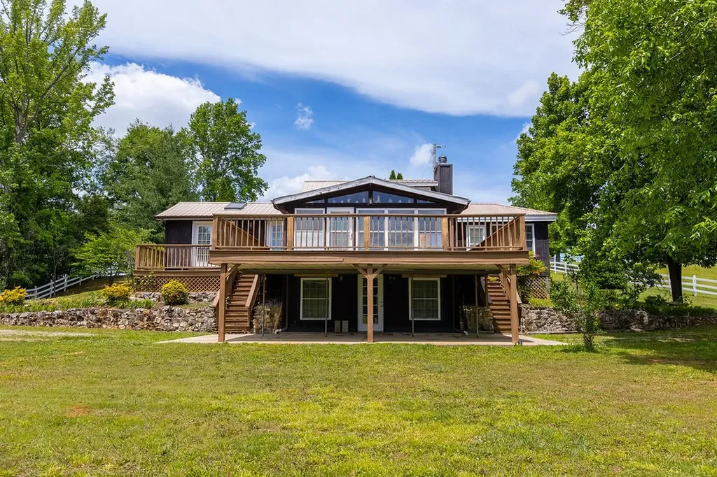 5330 Sparta Highway Rock Island TN 38581