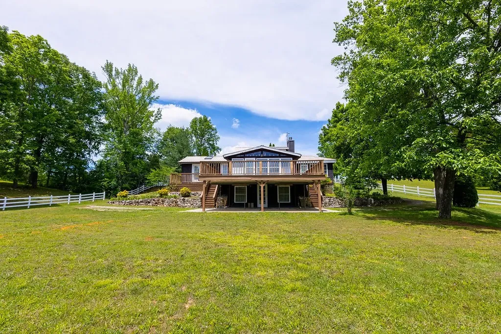 5330 Sparta Highway Rock Island TN 38581