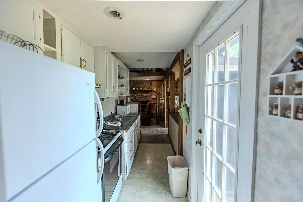 5330 Sparta Highway Rock Island TN 38581