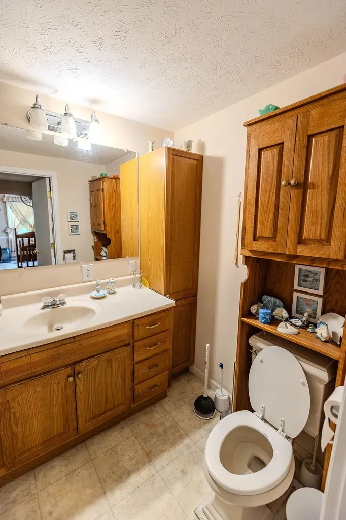 5330 Sparta Highway Rock Island TN 38581