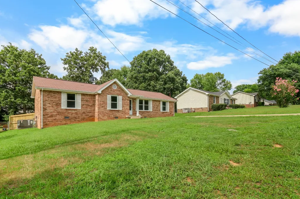 931 Poppy Drive Clarksville TN 37042