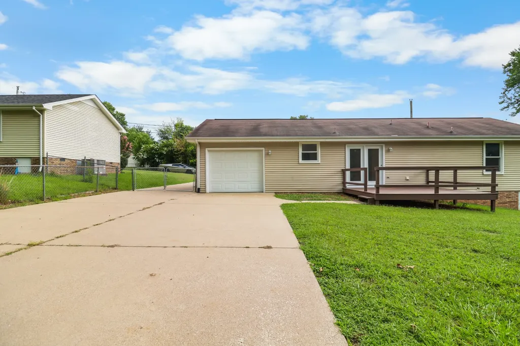 931 Poppy Drive Clarksville TN 37042