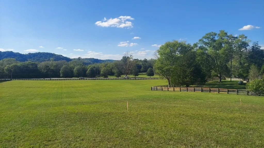 9157 Highway 100 Nashville TN 37221
