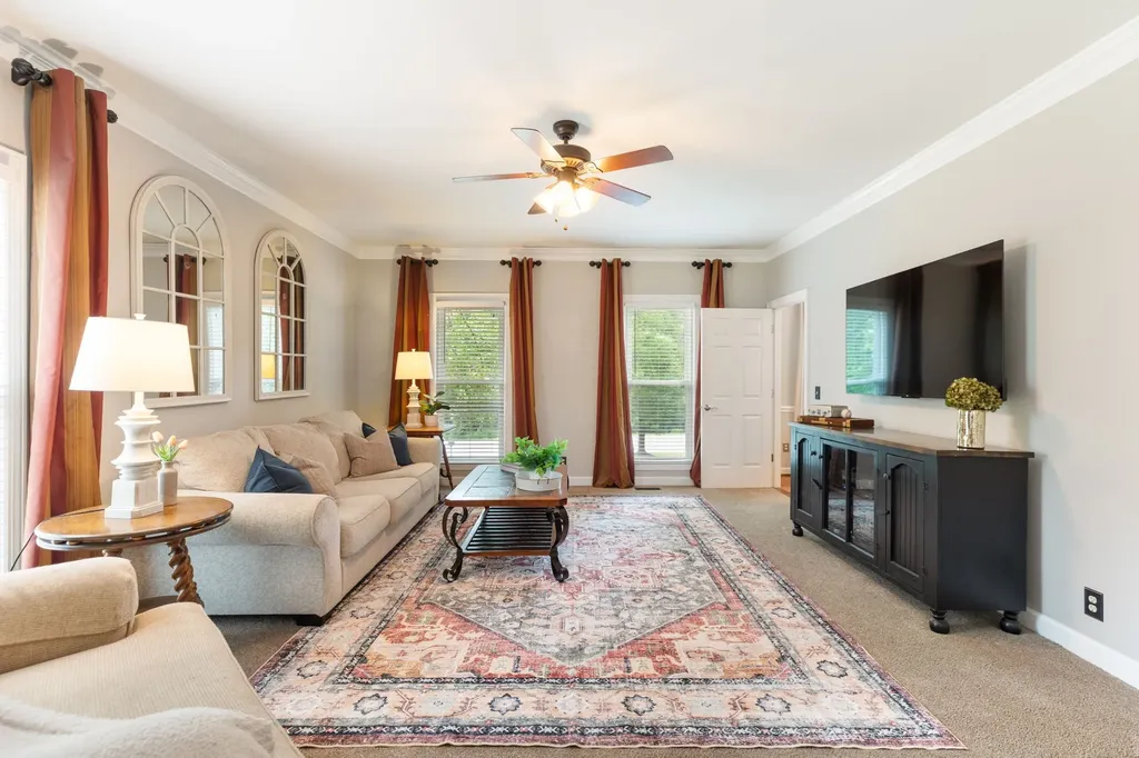 8240 Moores Lane Brentwood TN 37027