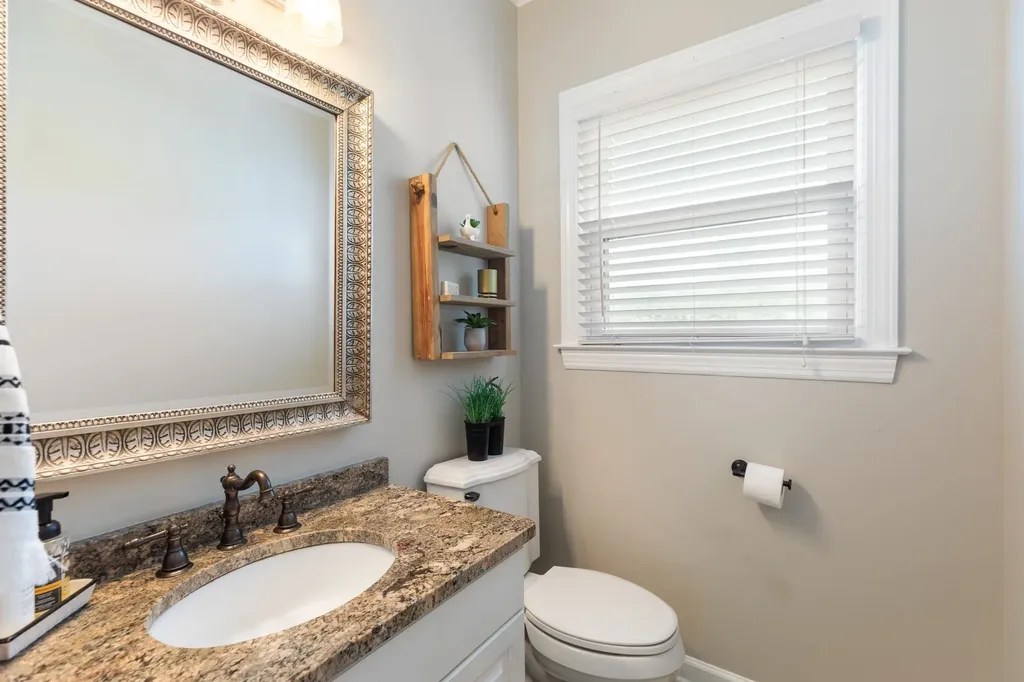 8240 Moores Lane Brentwood TN 37027