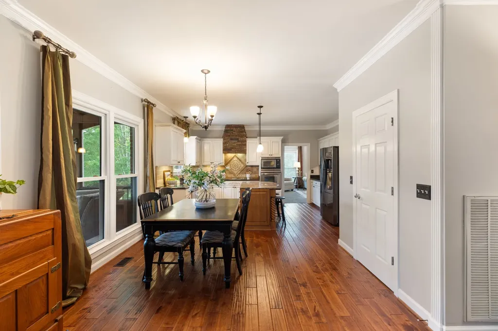 8240 Moores Lane Brentwood TN 37027