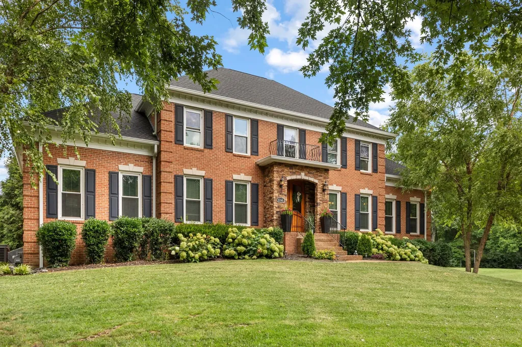 8240 Moores Lane Brentwood TN 37027