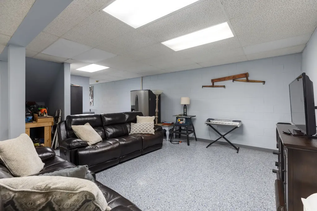 8240 Moores Lane Brentwood TN 37027