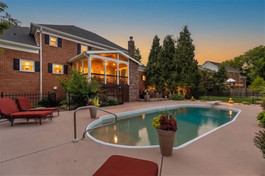 8240 Moores Lane Brentwood TN 37027