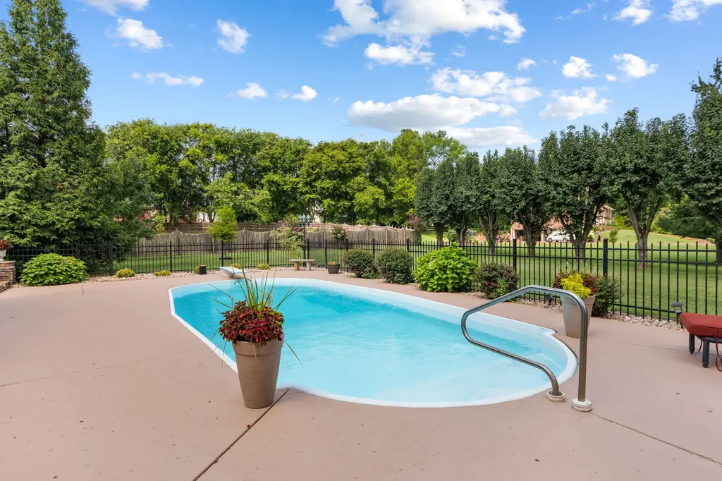 8240 Moores Lane Brentwood TN 37027