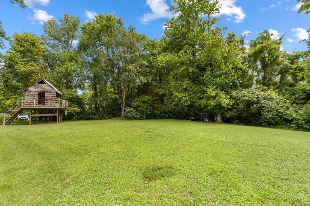 8240 Moores Lane Brentwood TN 37027
