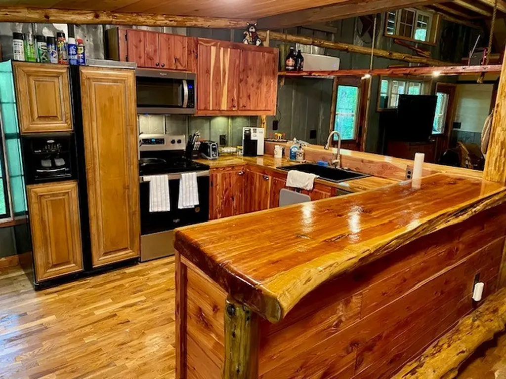 200 Jennifer Lane Dowelltown TN 37059