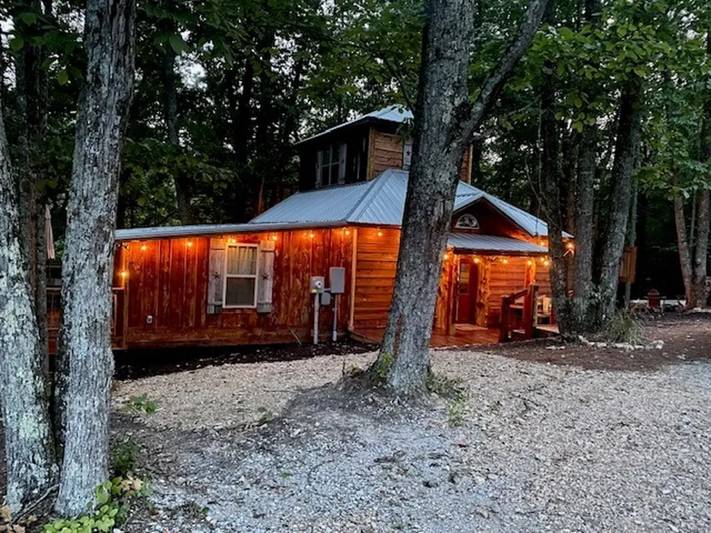 200 Jennifer Lane Dowelltown TN 37059