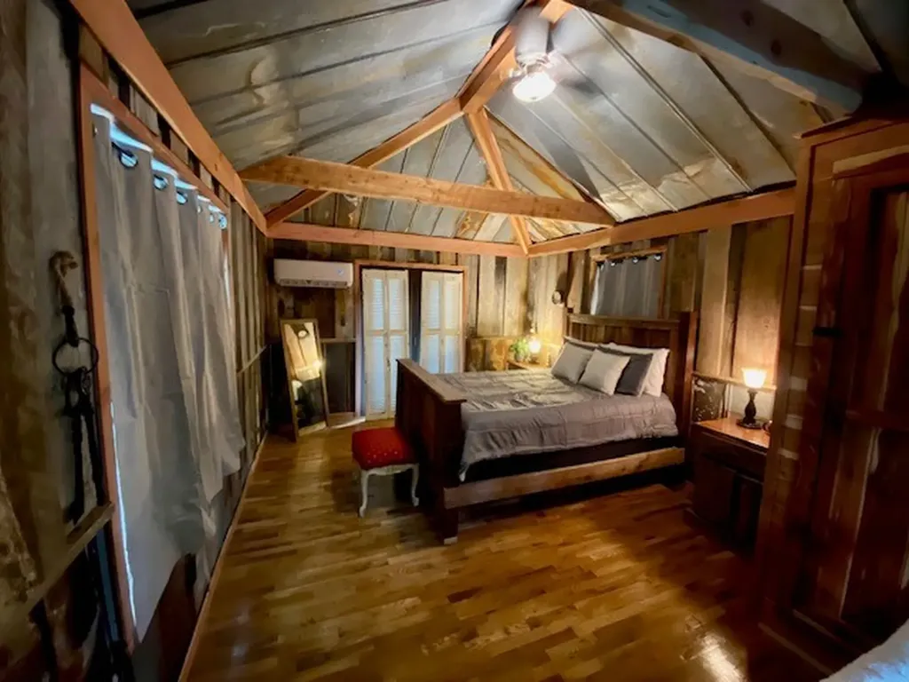 200 Jennifer Lane Dowelltown TN 37059