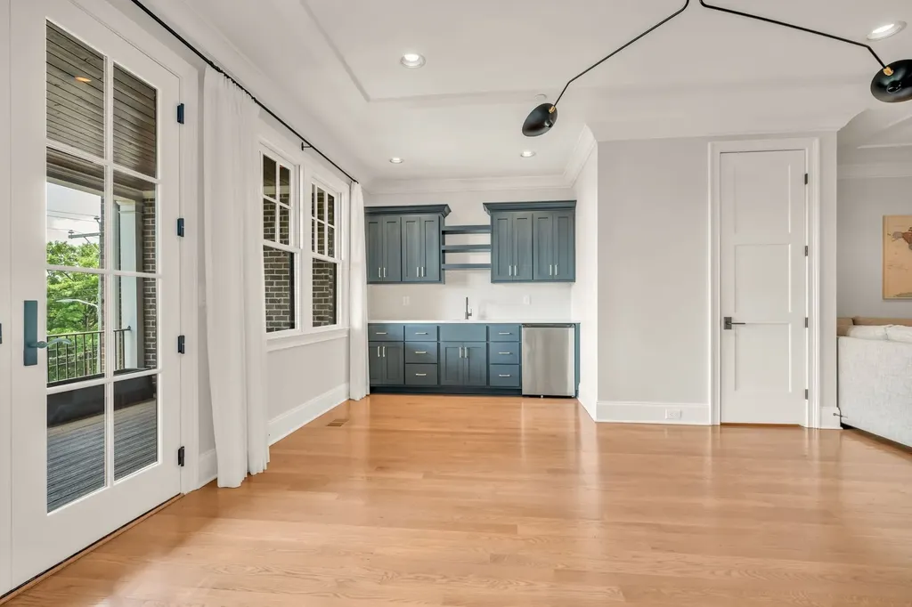 3608A West End Avenue Nashville TN 37205