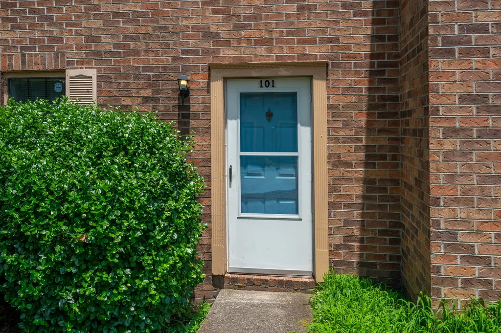 101 Coventry Woods Drive Madison TN 37115