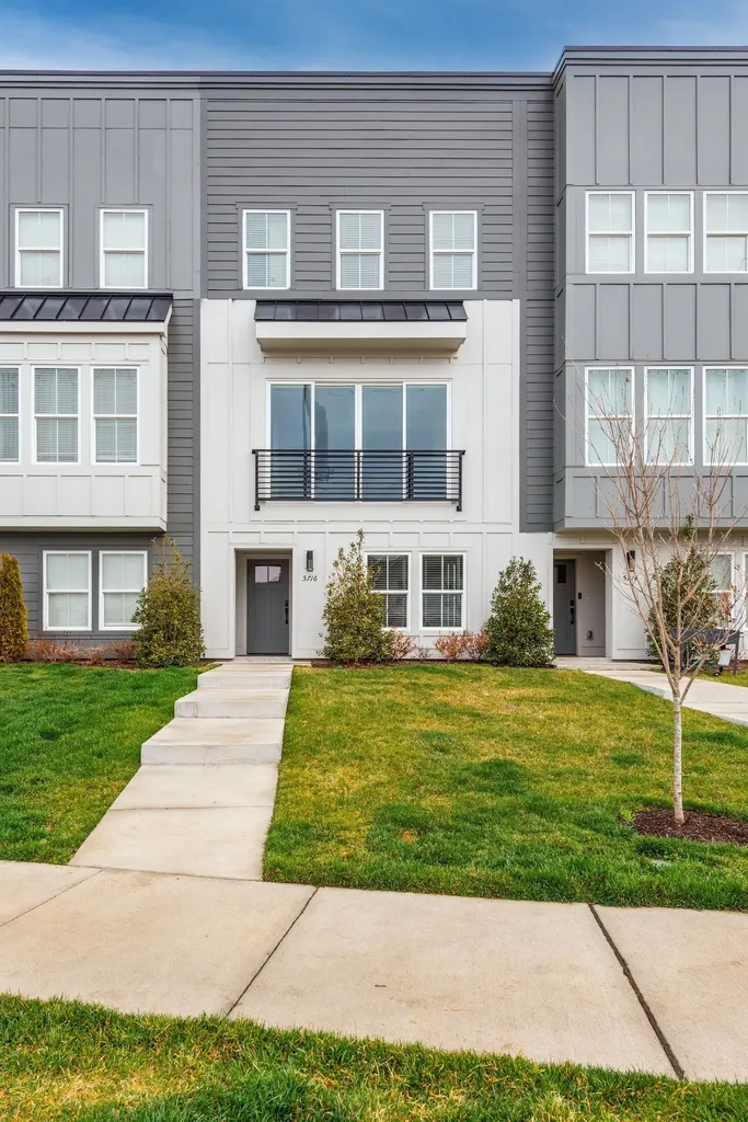 5716 California Avenue Nashville TN 37209